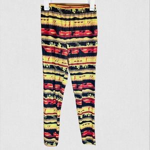 Lion King leggings, small